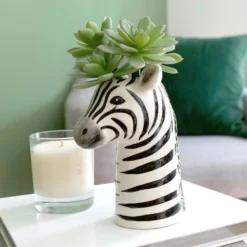 Ceramic Zebra Head Vase, H17cm 15 Ceramic Zebra Head Vase, H17cm -Jellycat Christmas Store ceramic zebra head vase o21a2692 900x900 1