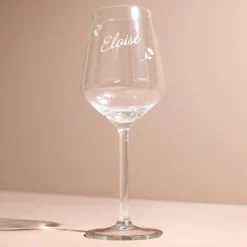 Personalised Floral Wine Glass -Jellycat Christmas Store engraved floral wine glass 4x3a6874 900x900 1