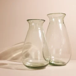 Large Glass Flower Vase, H35cm 9 Large Glass Flower Vase, H35cm -Jellycat Christmas Store glass flower vases 4x3a9131 900x900 1