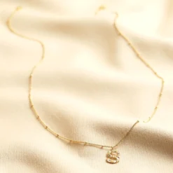 Hammered Initial Charm Necklace In Gold -Jellycat Christmas Store hammered initial charm necklace gold o21a0689 900x900 1