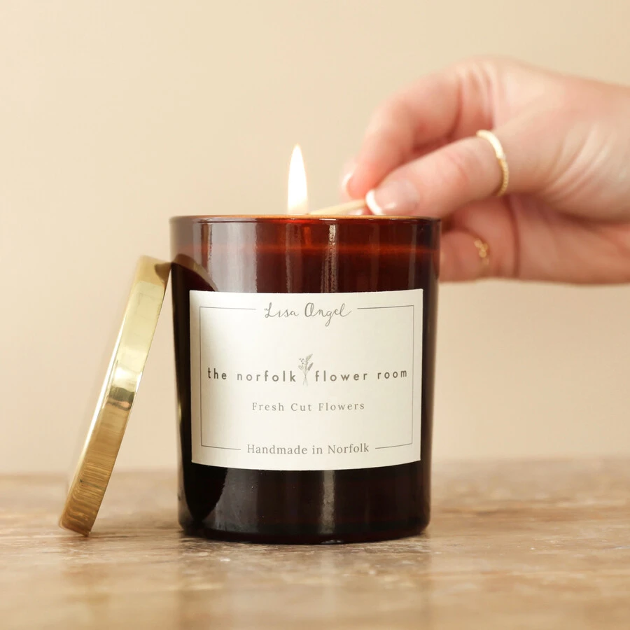 Lisa Angel Fresh Cut Flowers Scented Soy Candle 4 Lisa Angel Fresh Cut Flowers Scented Soy Candle - Image 2