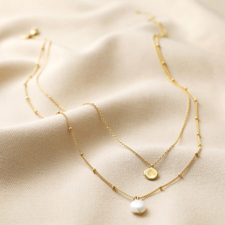 Pearl And Disc Layered Pendant Necklace In Gold 5 Pearl And Disc Layered Pendant Necklace In Gold - Image 3
