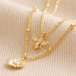 Set Of 2 Daisy And Bee Necklaces In Gold