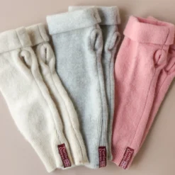 Turtle Doves Pink Cashmere Fingerless Gloves -Jellycat Christmas Store turtle doves cashmere fingerless gloves 0v8a9991 900x900 1